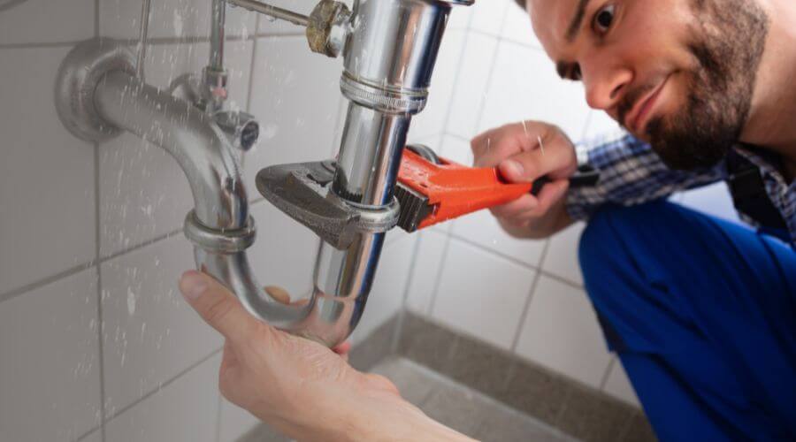 Expert burst pipe repair services in Baraga, MI